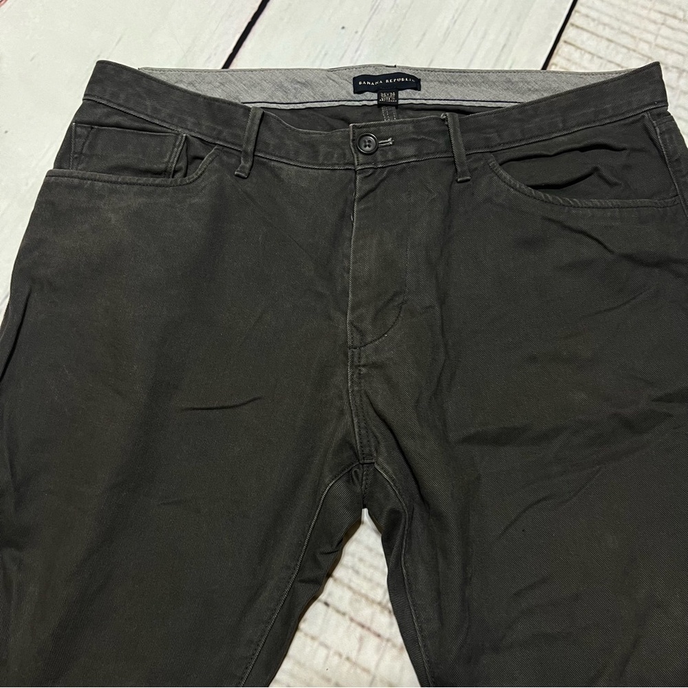 BANANA REPUBLIC Men’s Jeans grey/black super comfy relaxed fit jeans 36x34 EUC - Picture 9 of 14